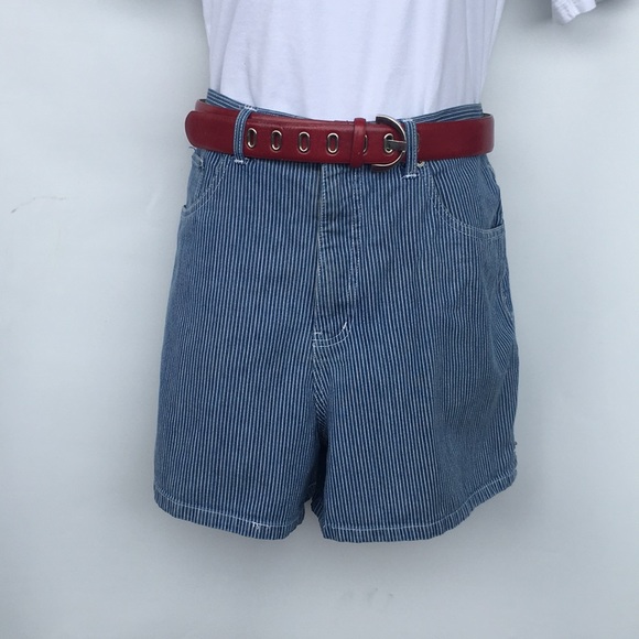 Bill Blass Jeanwear - Picture 5 of 8